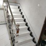 tile setter